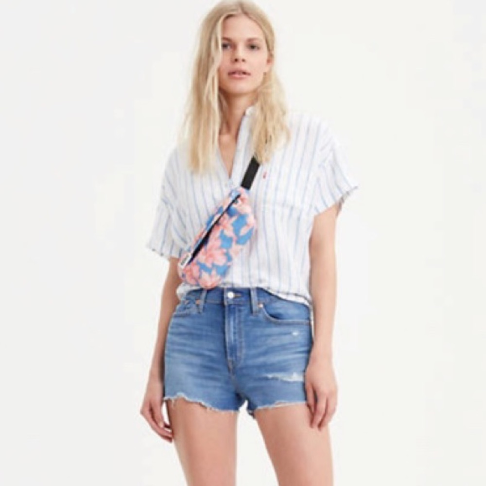 Levi’s High-Rise Women’s Shorts